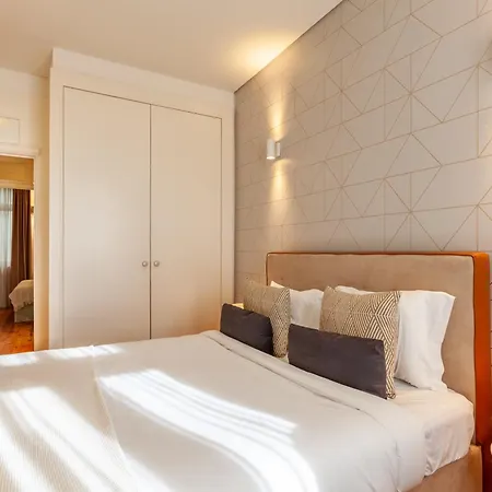 D&s - Alvares Cabral * Porto